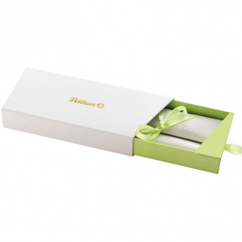 Ручка шариковая Pelikan Elegance Classic K200 (PL815338) Pastel Green M черные чернила подар.кор. фото 2