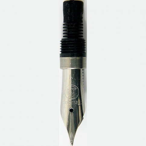Перо Pelikan (PL946574) перо сталь нержавеющая M для ручек перьевых для M215/M205 фото 1