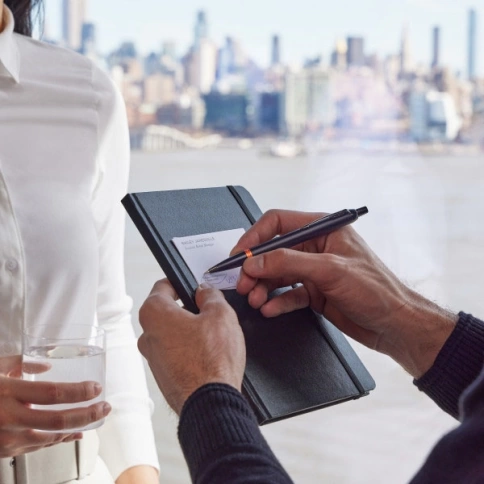 Шариковая ручка Parker IM Vibrant Rings K315 (2172946) Flame Orange PVD; M синие чернила; подарочная коробка. фото 5