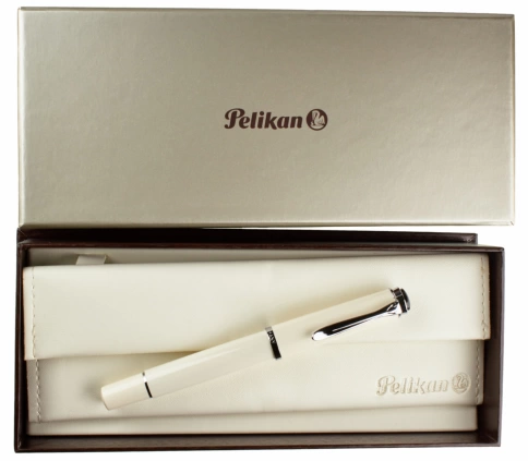 Ручка перьевая Pelikan Elegance Classic M205 (PL972232) White CT F перо сталь нержавеющая подар.кор. фото 7
