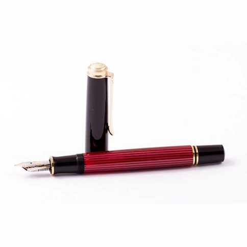 Ручка перьевая Pelikan Souveraen M 600 (PL928655) Black Red GT F перо золото 14K покрытое родием подар.кор. фото 5